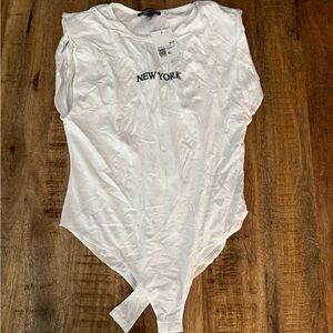 Forever 21 F21 White Sleeveless cap sleeve Top bodysuit with New York Print NWT